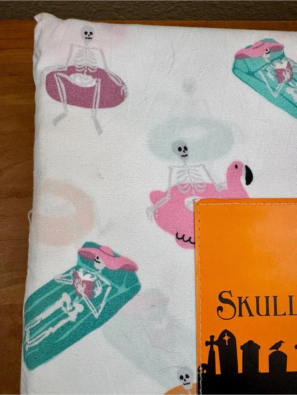 Halloween Skull & Bones Skeleton Pool Party Queen 4-Piece Sheet Set, NEW